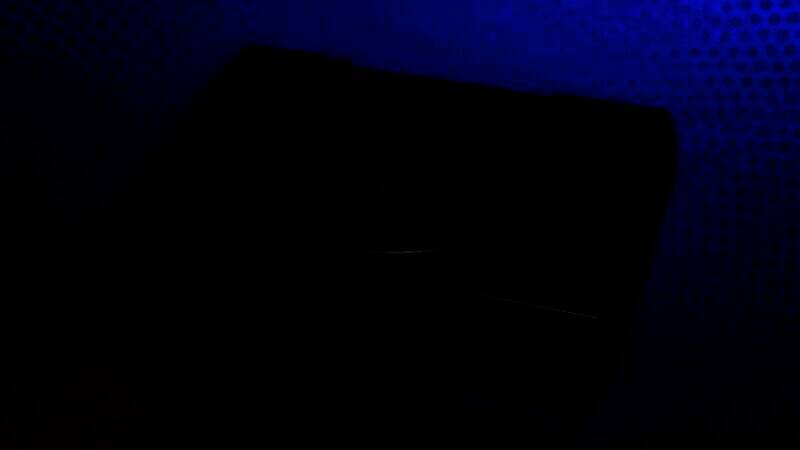 nsOne主板原型展示，带有精细焊接元件和现代接口设计