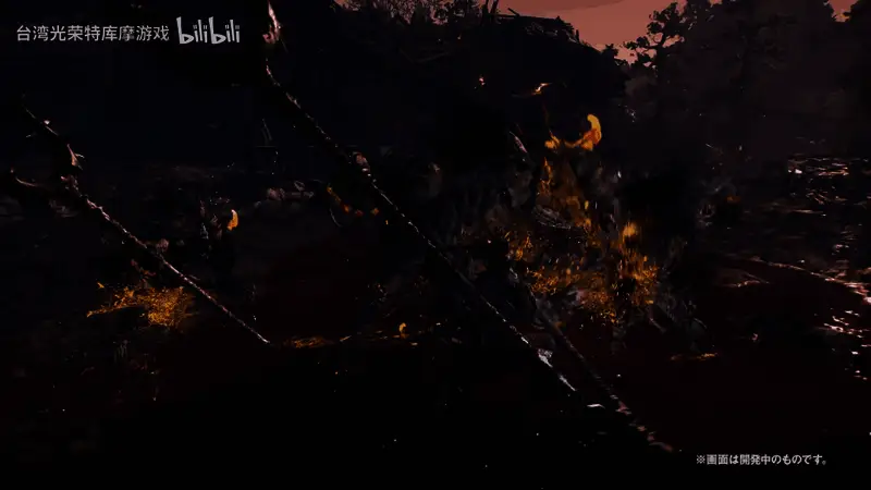 锁镰挥舞出巨大弧光，周围敌人被击飞画面震撼