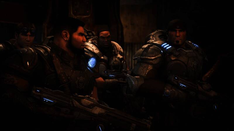 《战争机器：重装上阵》游戏封面展示，主角手持重型武器，背景为高科技战场场景