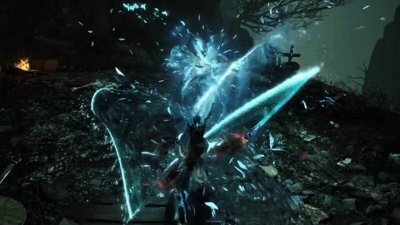 地图探索画面，山林密布，远处可见神秘建筑