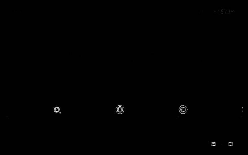 角色手持狙击枪瞄准远处动物的战斗姿态