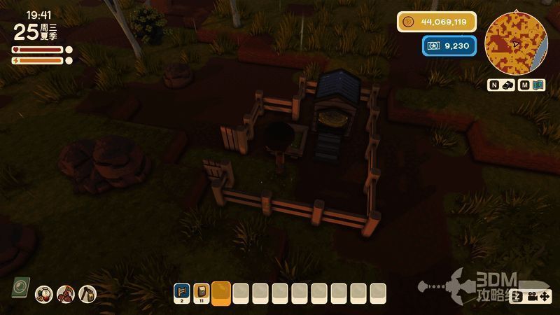 放置鸡舍完成基本设施搭建