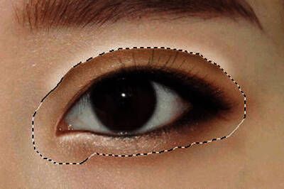 减淡工具在眼部修饰中的实际应用演示图