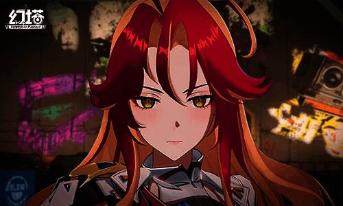 希佩尔身着军装，目光坚定，背景为宇宙战舰指挥室