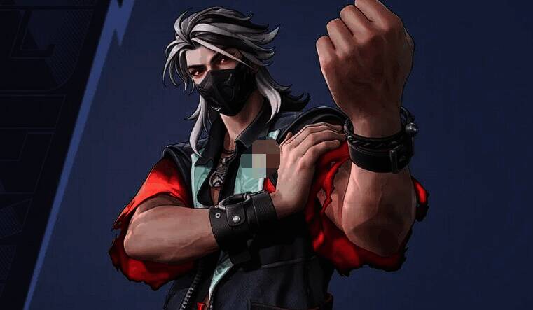 罪枭释放天基定位打击技能，标记并攻击隐藏在地形后的敌人