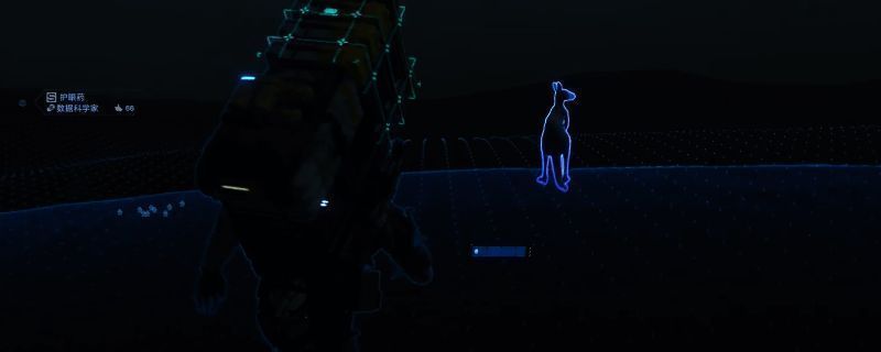 《死亡搁浅2》中白化袋鼠出现在沙漠水潭边，毛色雪白，体型修长