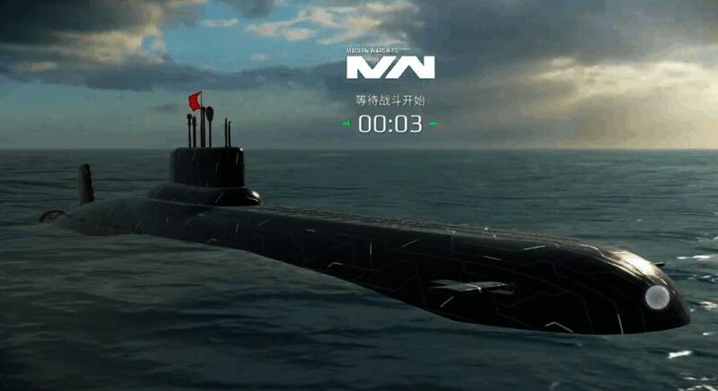 台风级潜艇在水下潜行，体型庞大，火力与血量俱佳