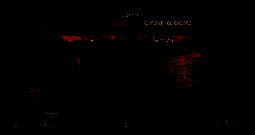 游戏角色手持锅铲，背景中有各种奇怪的食谱和工具排列