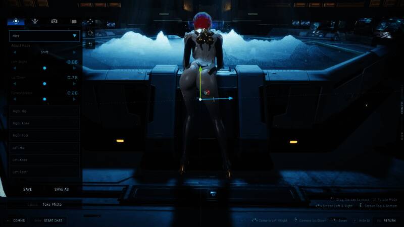 《解限机》游戏截图：多种风格迥异的机甲可供选择