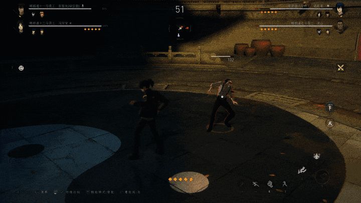 角色召唤身外身进行协同作战，展现华丽技能连携