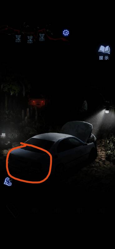 游戏中使用螺丝刀撬动人偶面具的场景截图