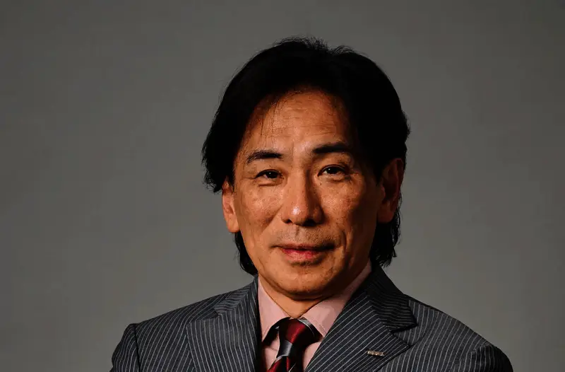 世嘉总裁内海州史接受采访，神情坚定地阐述公司未来战略