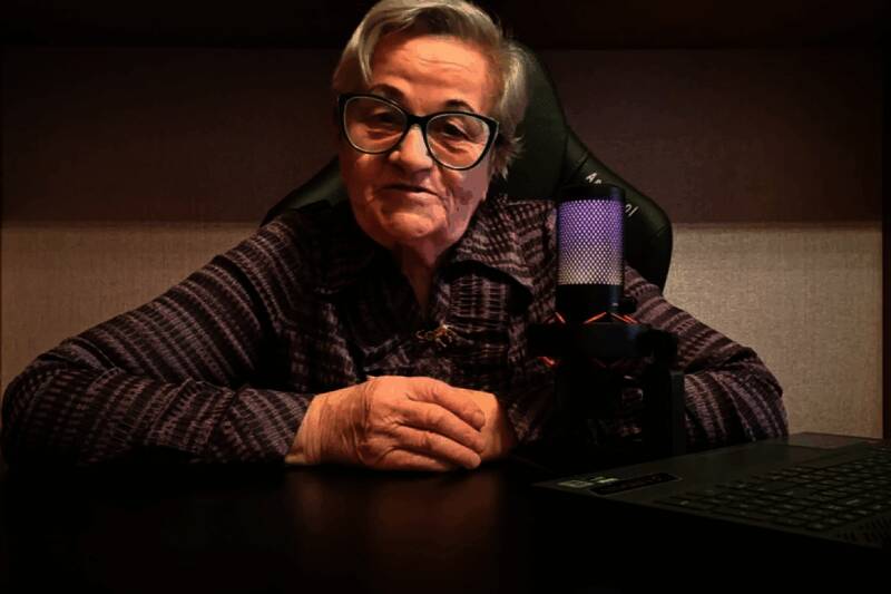 Olga奶奶直播画面截图，神情凝重，背景为游戏界面