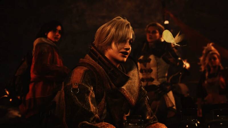 游戏更新界面展示，显示着“修复着色器编译问题”的重点提示