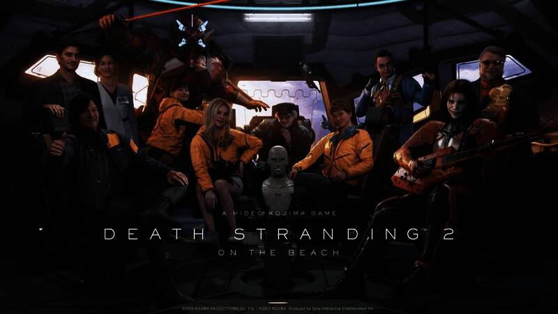 PS5内部结构示意图，展示其复杂的散热系统设计