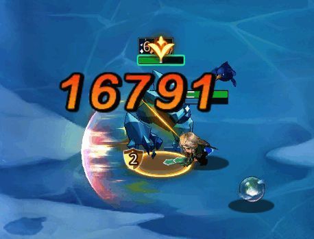 劳伦战斗画面，释放技能瞬间，剑气横扫敌群