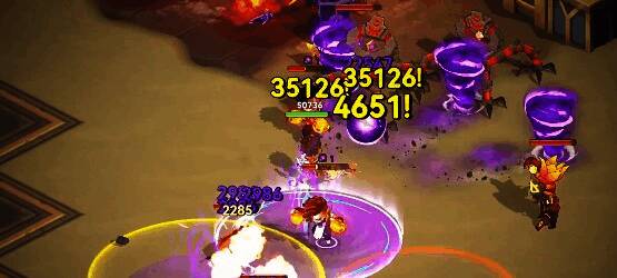 风暴法袍装备展示，角色身披蓝色法袍，周围环绕魔法旋风