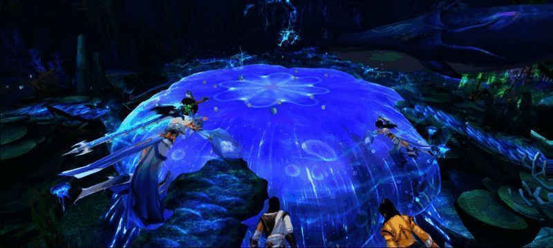 域海夺珠活动战斗场景，玩家角色在海上激烈交锋，技能特效炫目