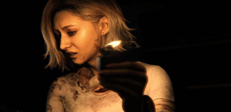 游戏场景展示图，昏暗森林中隐约可见变异生物踪迹