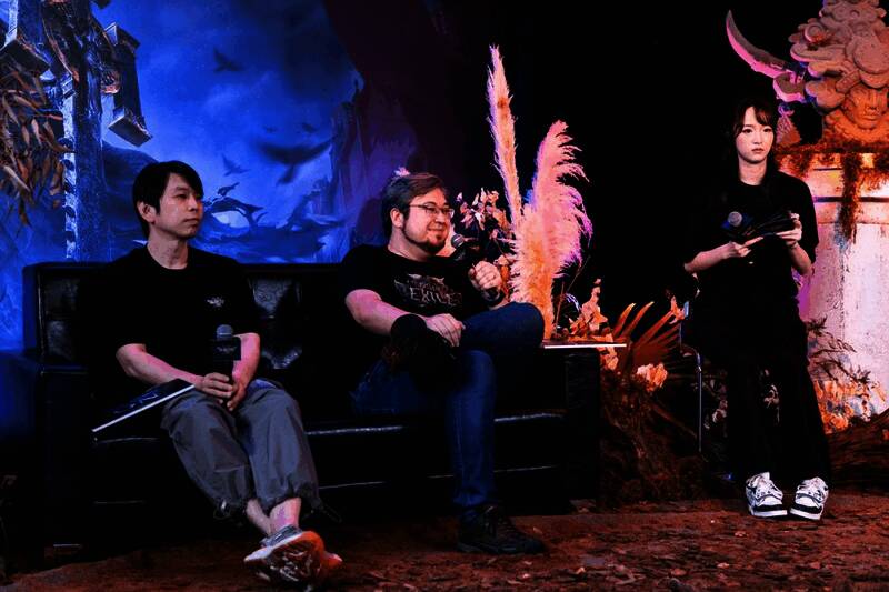 国服宣传图展示全新中文界面与本地化皮肤设计