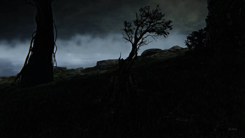 圆桌大厅对比图，左侧为当前样式，右侧为使用王之证明后的复古风格