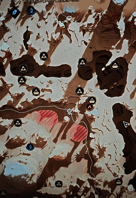 裂谷内部通道示意图，蓝色标记路径清晰可见四个设施点位分布