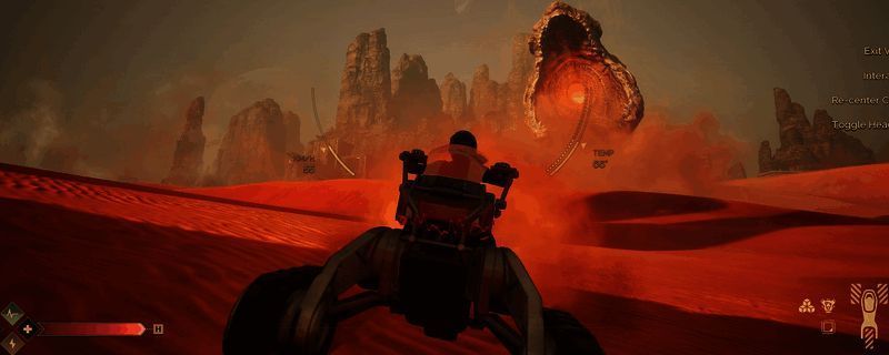 沙丘觉醒游戏内玩家基地场景，展示车库与主建筑分离设计