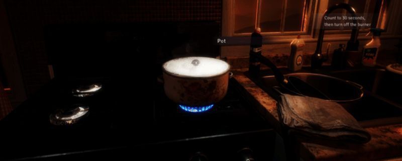 《绯花绽放》游戏画面，小女孩在梦幻风格的花园中种植作物，场景充满治愈氛围