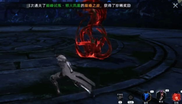 多名玩家组队合作挑战高阶魂兽，配合释放连招技能