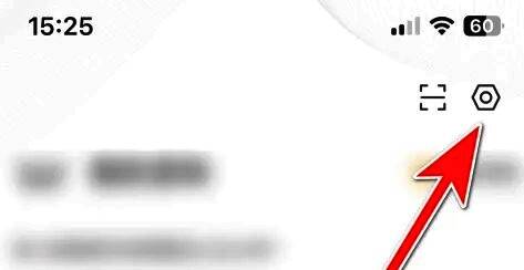 设置菜单界面展示，顶部为返回按钮，中间为各项设置选项，底部为退出登录按钮