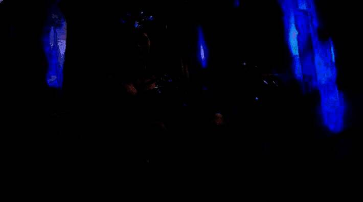 银河女爵皮肤技能释放动画特写，光效绚丽，整体战斗动作流畅且充满科技感