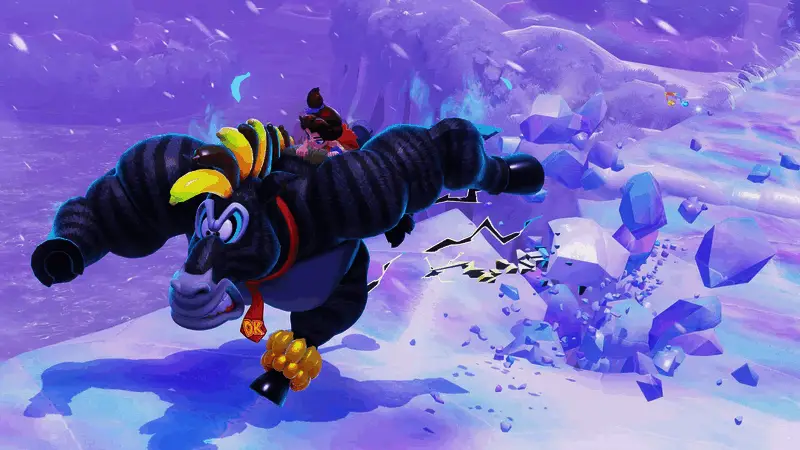 大金刚与小宝琳并肩作战，背景是色彩斑斓的丛林场景