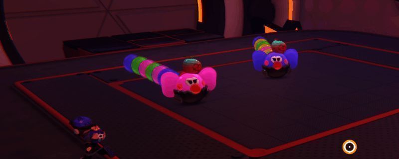 贪吃蛇攻击与诱导路径示意图，显示角色如何引诱贪吃蛇自撞