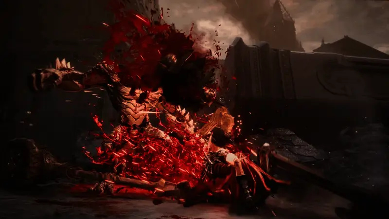 角色换装界面展示，装备细节逼真，界面设计现代感十足