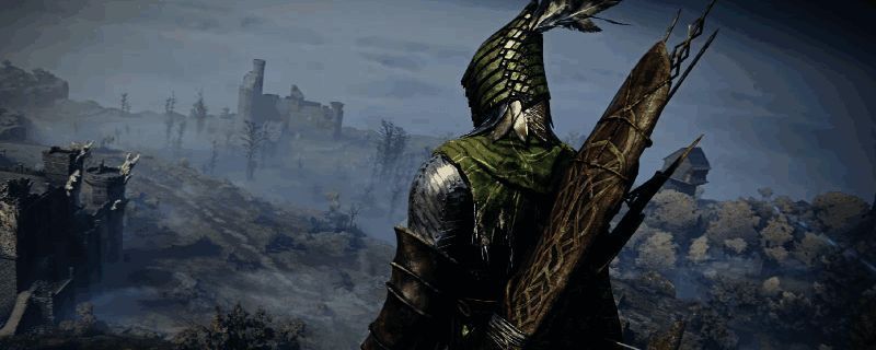 艾尔登法环黑夜君临战斗场景，角色手持弓箭与怪物激烈交战