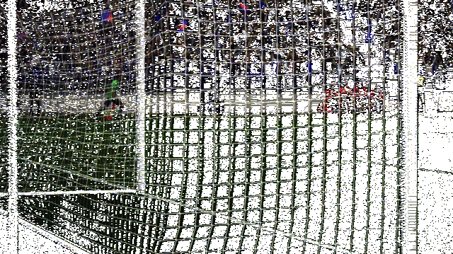 动态演示瓜迪奥拉一脚出球动作，展现快速传球能力