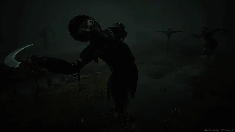 深水雏子独自行走在荒废城市中，背景阴森可怖，营造出强烈孤独感