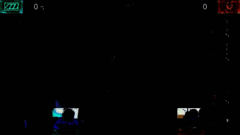 歌剧演员甩刀命中佣兵瞬间