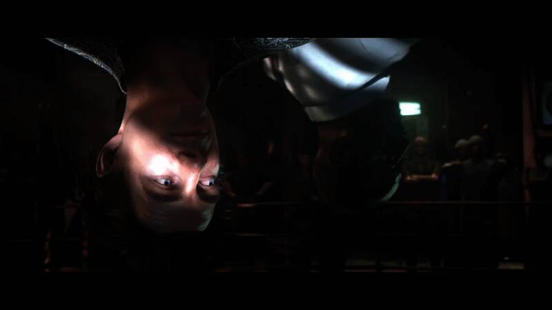 神秘女性角色登场，与邦德对视，眼神中透露出复杂的情绪与潜在威胁