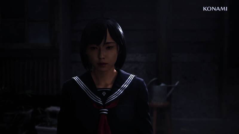 主角深水雏子手持手电筒在废弃建筑中探索，紧张气氛扑面而来