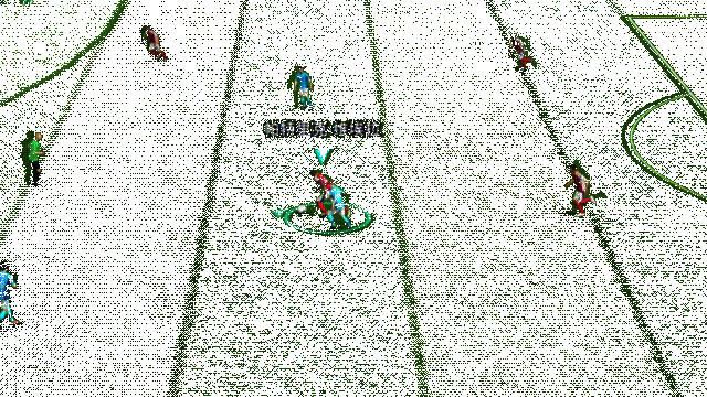 维埃拉精准长传瞬间，皮球划出完美弧线