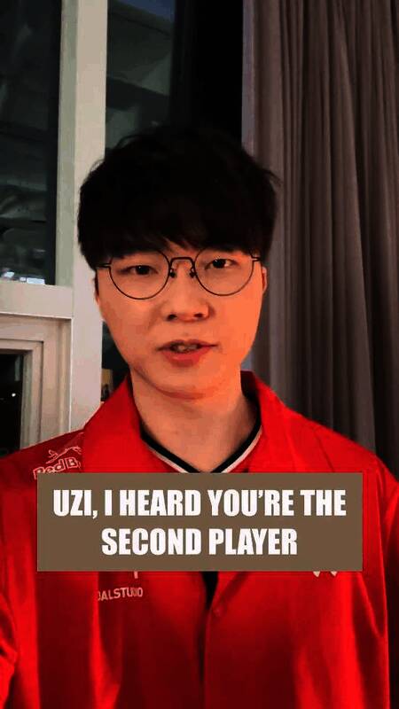 Faker与Uzi历史级选手同框画面回顾