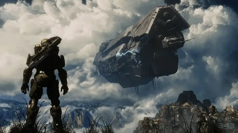 光环系列游戏的标志性角色士官长手持武器，背景为科幻战场