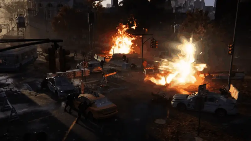 角色装备界面展示，显示新型武器与技能配置选项