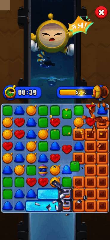 游戏中蛋小黄面临危机的画面，表情夸张搞笑，增添趣味性