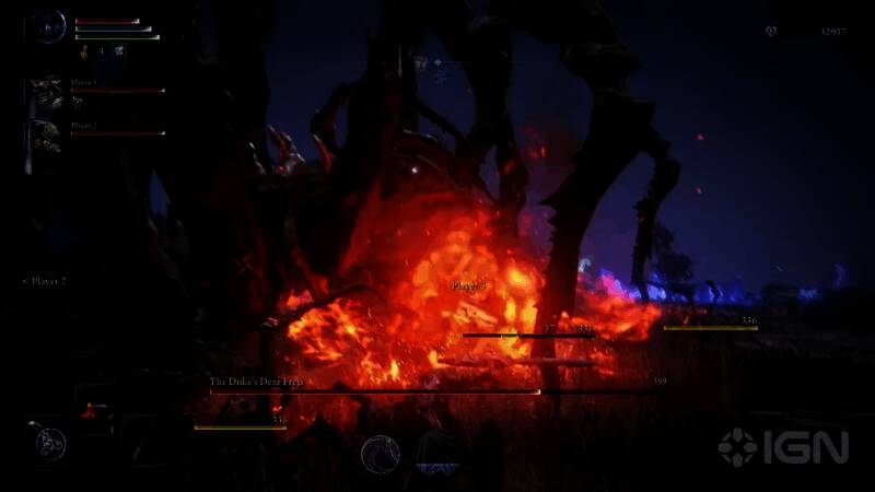 战斗场景布置精细，光影渲染营造出肃杀氛围，增强代入感