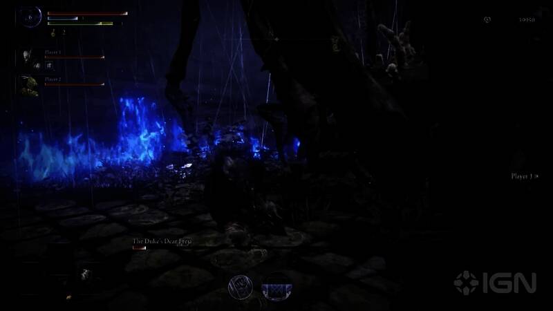 背景与前景结合紧密，构图层次分明，呈现出史诗级战斗格局