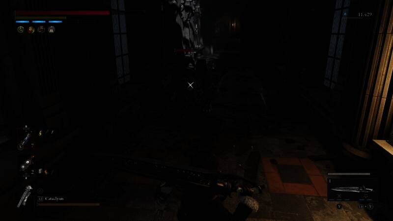 游戏内华丽技能特效展现，战斗场面震撼