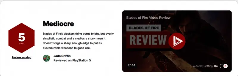 游戏内战斗画面，角色手持巨剑劈砍敌人，血浆四溅特效逼真