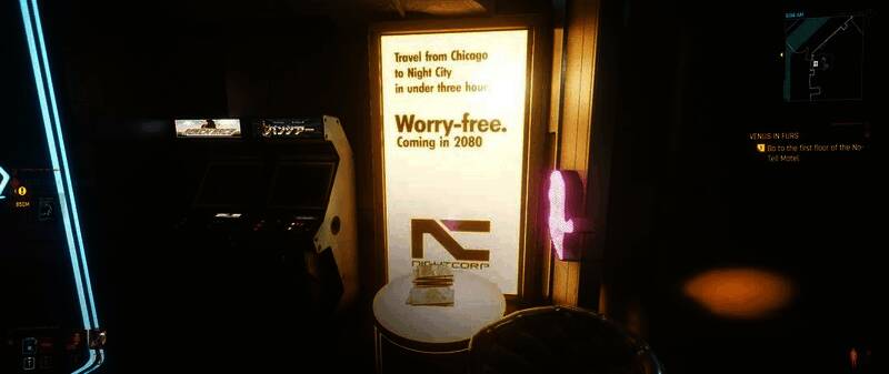 夜之城与芝加哥之间的旅行海报，画面中展示未来交通工具与城市剪影